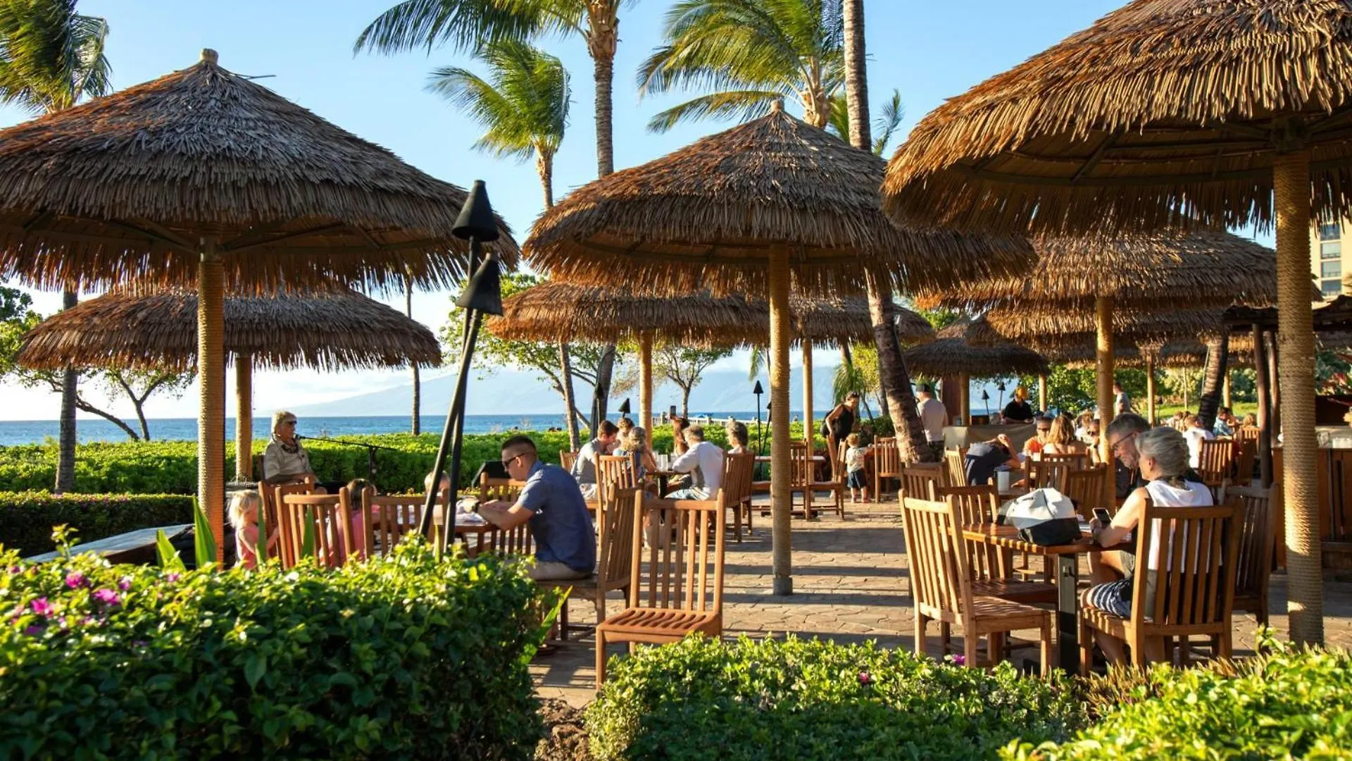 Kbm Resorts Spacious 5-Bedroom Honua Kai Collection Multi Unit Listing Same Floor Ocean Views 2 Free Rental Cars Hkh-54550 Kaanapali